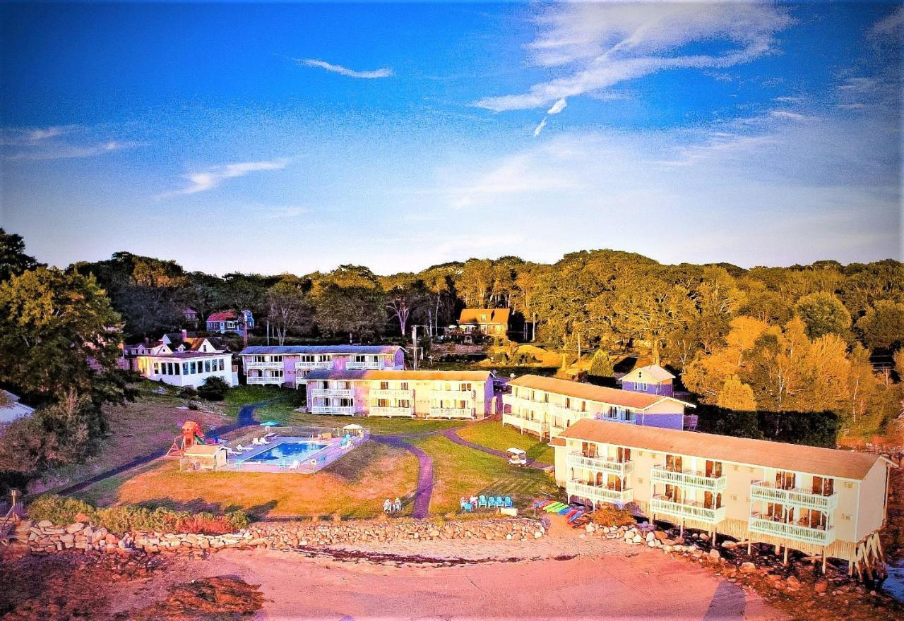 Smugglers Cove Inn Dayville Exterior foto